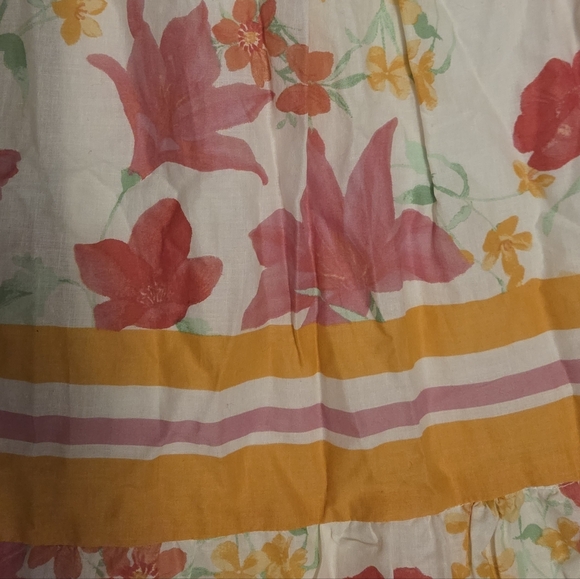 Francesca's Floral Midi Dress NWT. Size M. - Picture 5 of 6